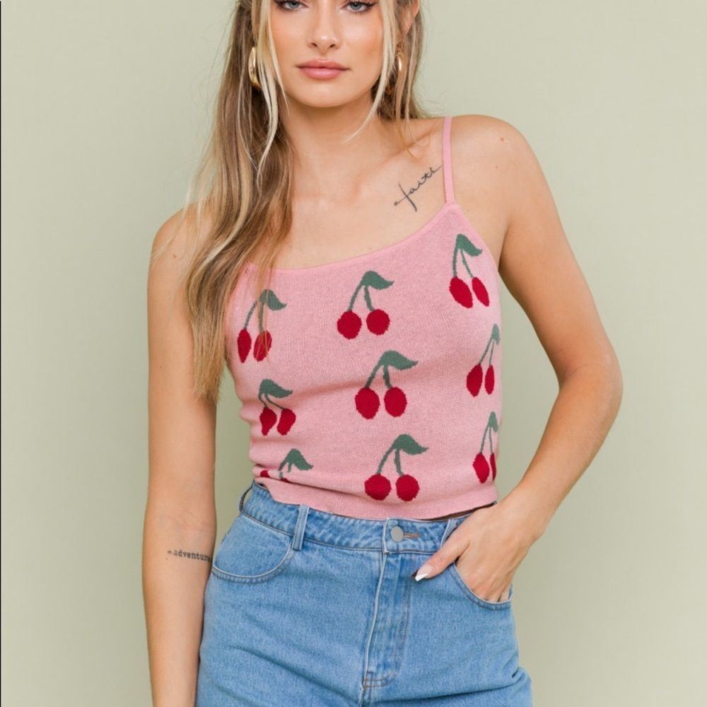 Cherry Top  - Picture 5 of 7